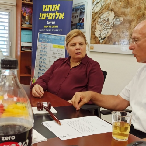 שרת הכלכלה אורנה ברביבאי מבקרת באריאל ומשיקה מפעל חדשני של קבוצת רב בריח בפארק תעשיות אריאל מערב